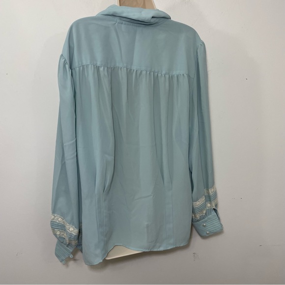 Vintage Chaus woman lace sheer blouse size Xl pale blue cream Pearl buttons - Picture 6 of 8